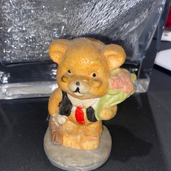 Collectible 4.5” CERAMIC TAIWAN BEAR - Picture 1 of 3